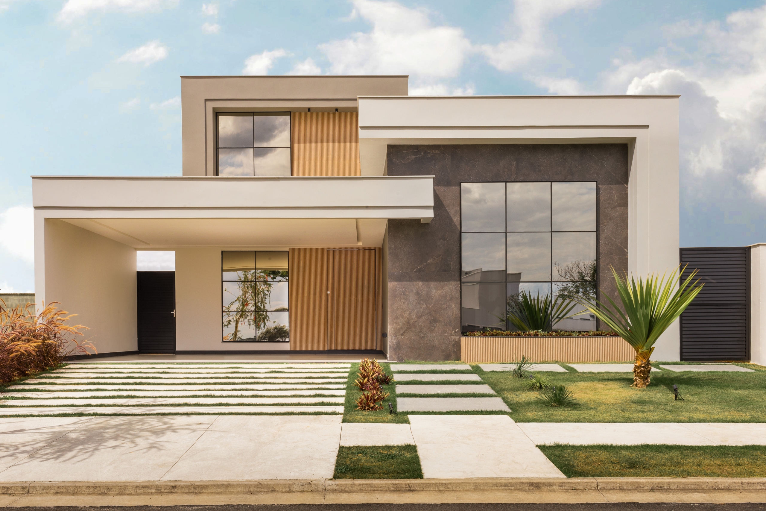 Luxury Living Redefined_ Explore The Most Beautiful Beachfront Homes For Sale In The Bahamas